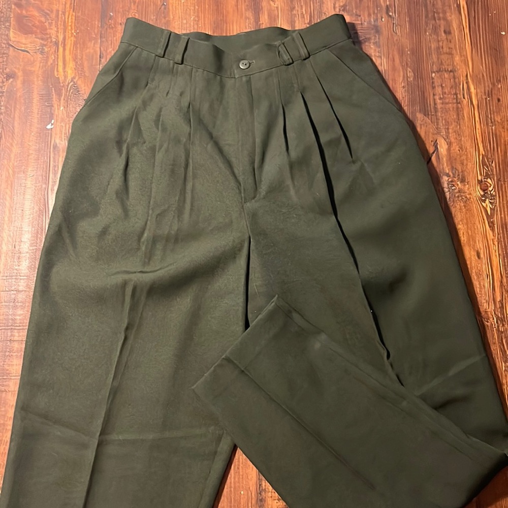 straight leg trousers